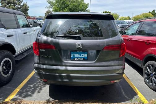 Modern Steel Metallic 2017 Honda Pilot EX-L