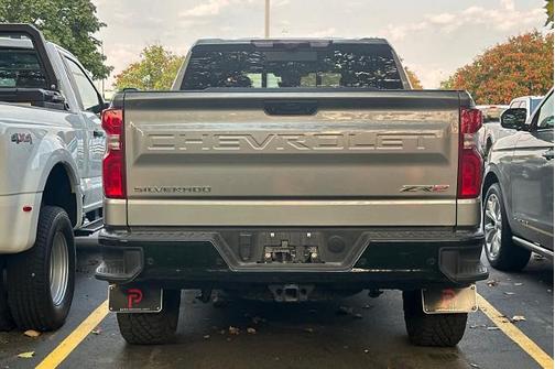 2024 Chevrolet Silverado 1500 ZR2