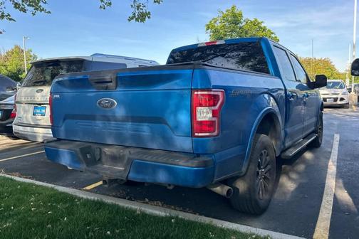 Velocity Blue Metallic 2019 Ford F-150 XLT