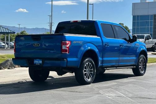 Velocity Blue Metallic 2019 Ford F-150 XLT