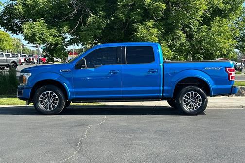 Velocity Blue Metallic 2019 Ford F-150 XLT