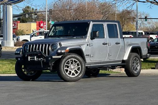 Billet Silver Metallic Clearcoat 2020 Jeep Gladiator Sport