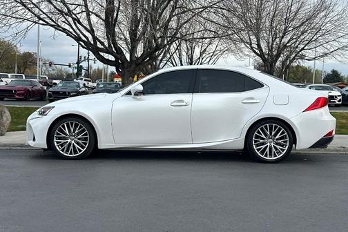 2018 Lexus IS 300 Base