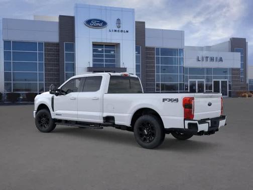 Oxford White 2026 Ford F-350 Lariat Super Duty