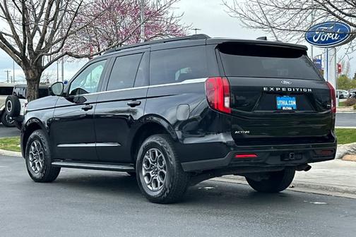Agate Black Metallic 2025 Ford Expedition Active