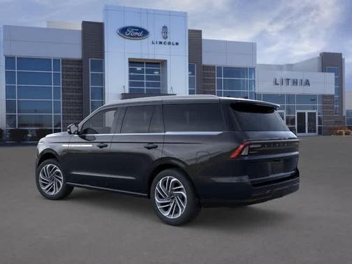 Infinite Black Metallic 2026 Lincoln Navigator Reserve