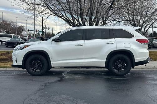 2019 Toyota Highlander Limited Platinum