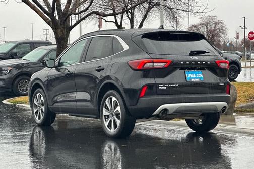 2025 Ford Escape Platinum