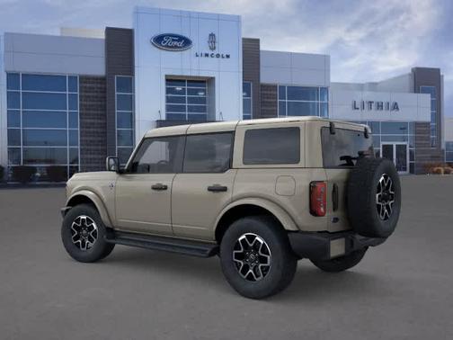 Desert Sand 2026 Ford Bronco Outer Banks