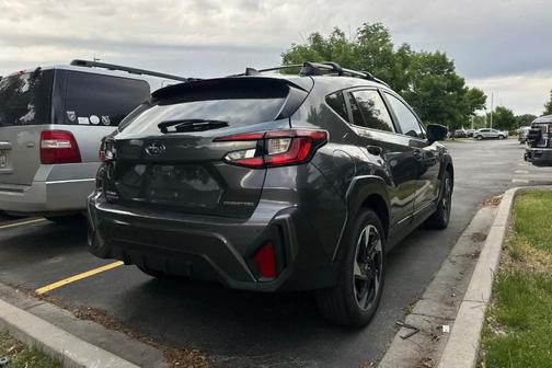 Magnetite Gray Metallic 2025 Subaru Crosstrek Limited