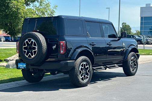 Shadow Black 2024 Ford Bronco Outer Banks