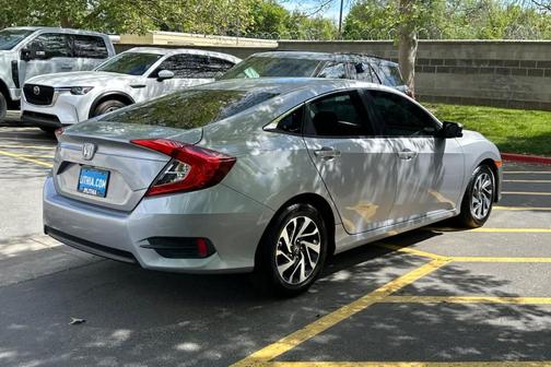 Lunar Silver Metallic 2016 Honda Civic EX