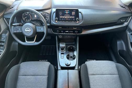 Brilliant Silver Metallic 2023 Nissan Rogue SV