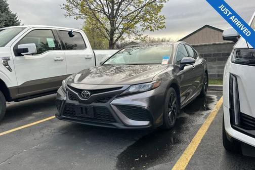 Gray 2024 Toyota Camry SE