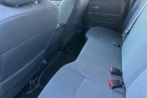 Bright White Clearcoat 2022 RAM 1500 Classic SLT