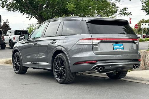 Metallic 2025 Lincoln Aviator Reserve AWD