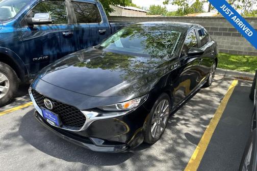 Jet Black Mica 2019 Mazda Mazda3 FWD w/Preferred Package