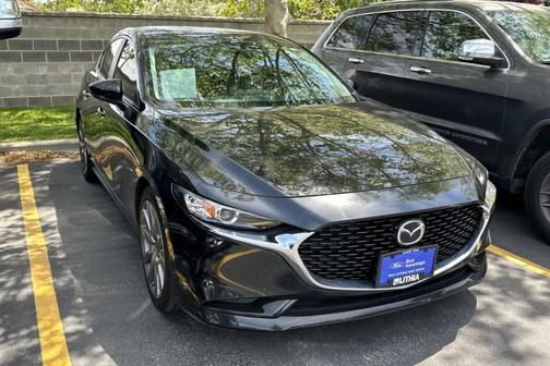 Jet Black Mica 2019 Mazda Mazda3 FWD w/Preferred Package