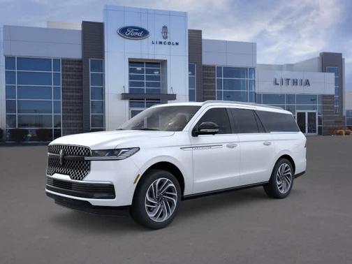 Star White 2026 Lincoln Navigator L Reserve