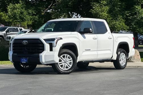 Ice 2024 Toyota Tundra SR5