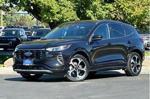 2023 Ford Escape ST-LINE SELECT
