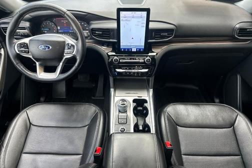 Star White 2023 Ford Explorer Limited