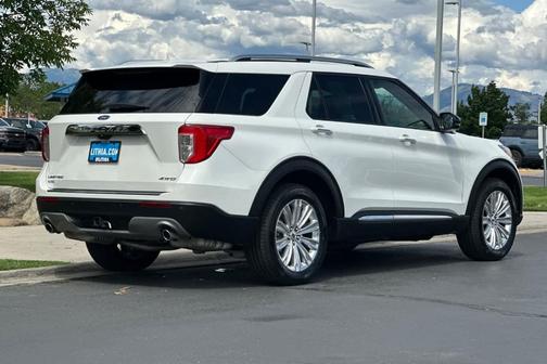 Star White 2023 Ford Explorer Limited