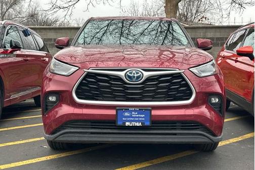 2023 Toyota Highlander LE