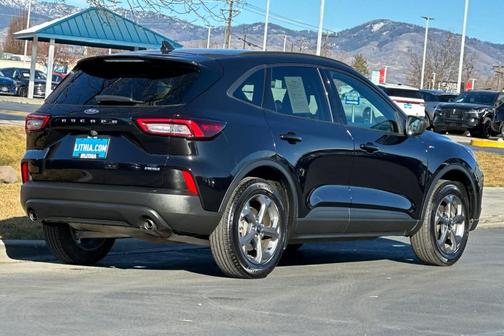 2025 Ford Escape ST-Line