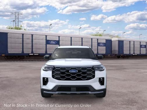 Star White 2026 Ford Explorer Platinum