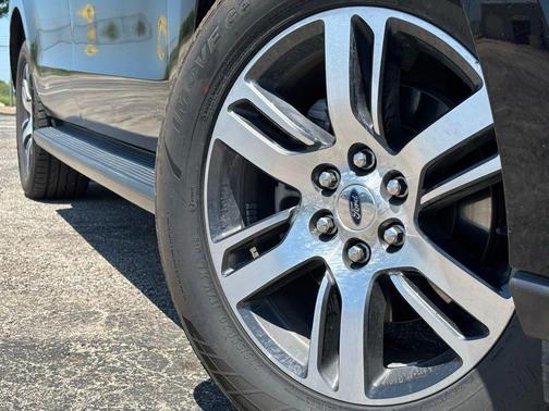 AGATE BLACK METALLIC 2024 Ford Expedition Max Limited