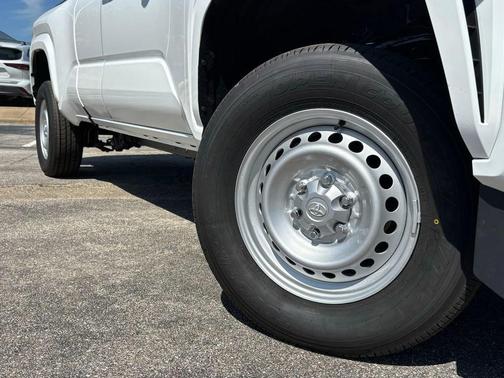 2025 Toyota Tacoma SR