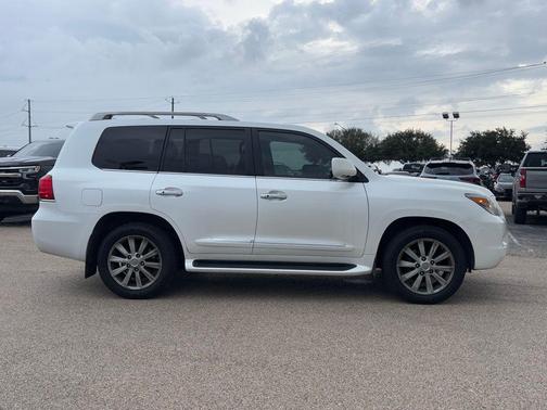 2011 Lexus LX 570 Base