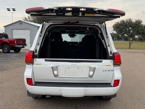 2011 Lexus LX 570 Base