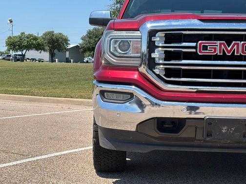 Red Quartz Tintcoat 2018 GMC Sierra 1500 SLT