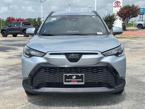 2023 Toyota Corolla Cross Hybrid SE