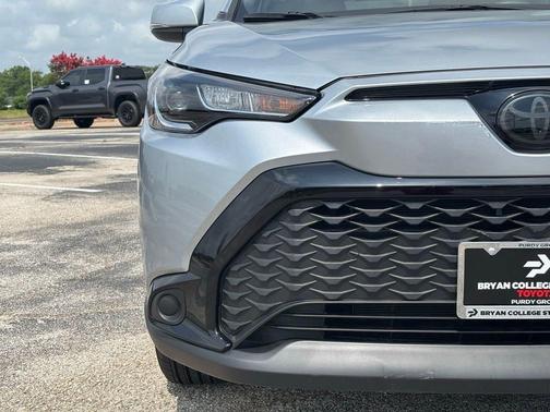 2023 Toyota Corolla Cross Hybrid SE