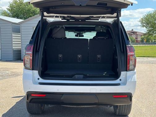 2023 Chevrolet Tahoe 4WD RST