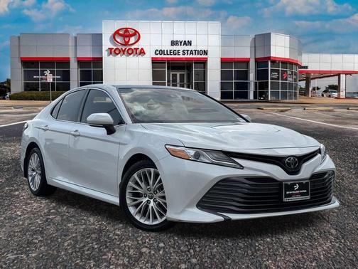 2019 Toyota Camry XLE