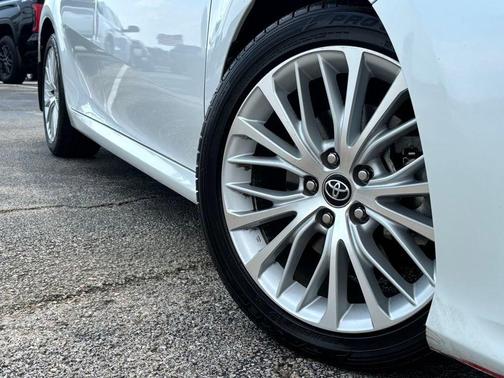 2019 Toyota Camry XLE