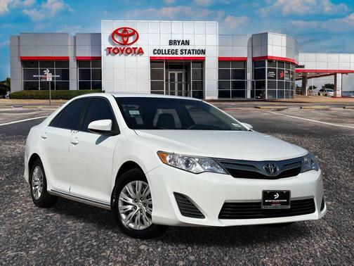 2014 Toyota Camry XLE
