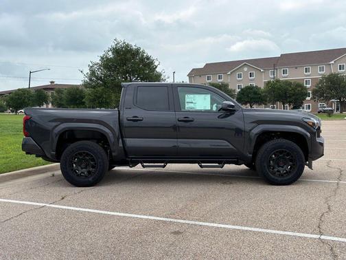 L7 2026 Toyota Tacoma SR5