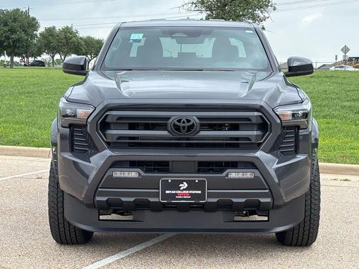 L7 2026 Toyota Tacoma SR5