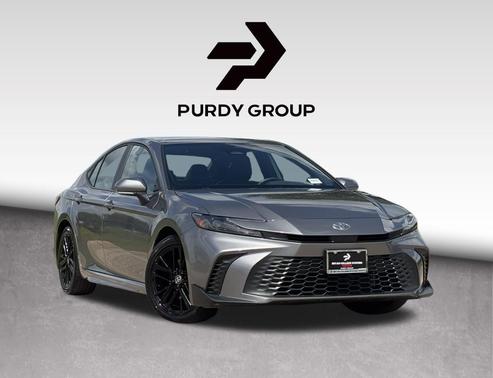 Heavy Metal 2025 Toyota Camry SE