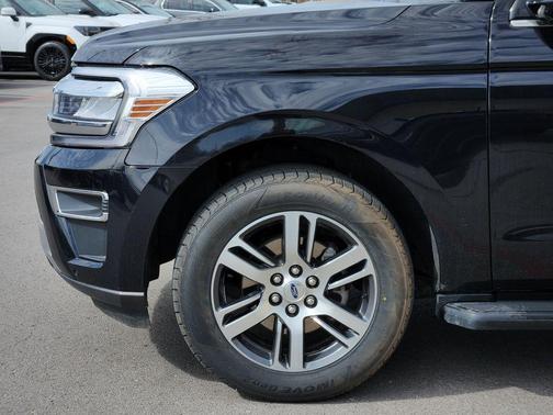 AGATE BLACK METALLIC 2024 Ford Expedition Limited