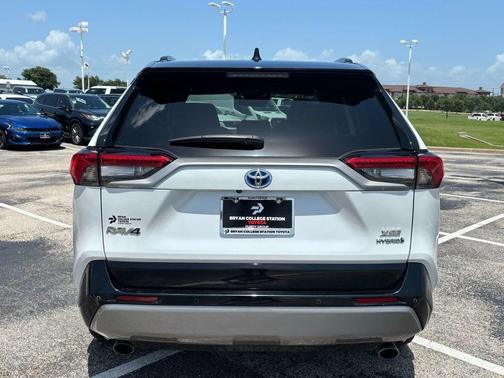2023 Toyota RAV4 Hybrid XSE