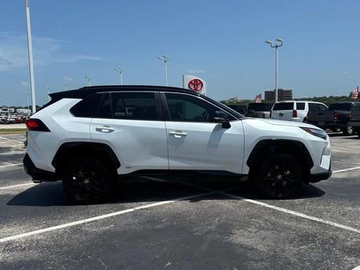 2023 Toyota RAV4 Hybrid XSE