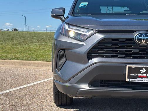Magnetic Gray Metallic 2025 Toyota RAV4 XLE