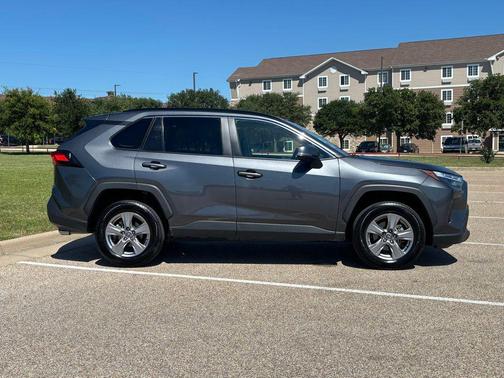 Magnetic Gray Metallic 2025 Toyota RAV4 XLE