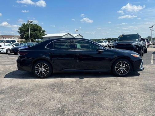 2023 Toyota Camry XLE